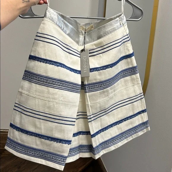 Mini Skirt - Picture 1 of 2